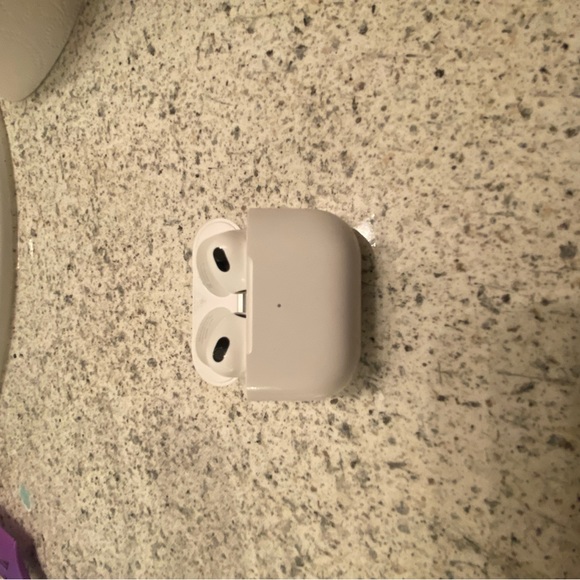 Apple AirPods (3rd Generation)